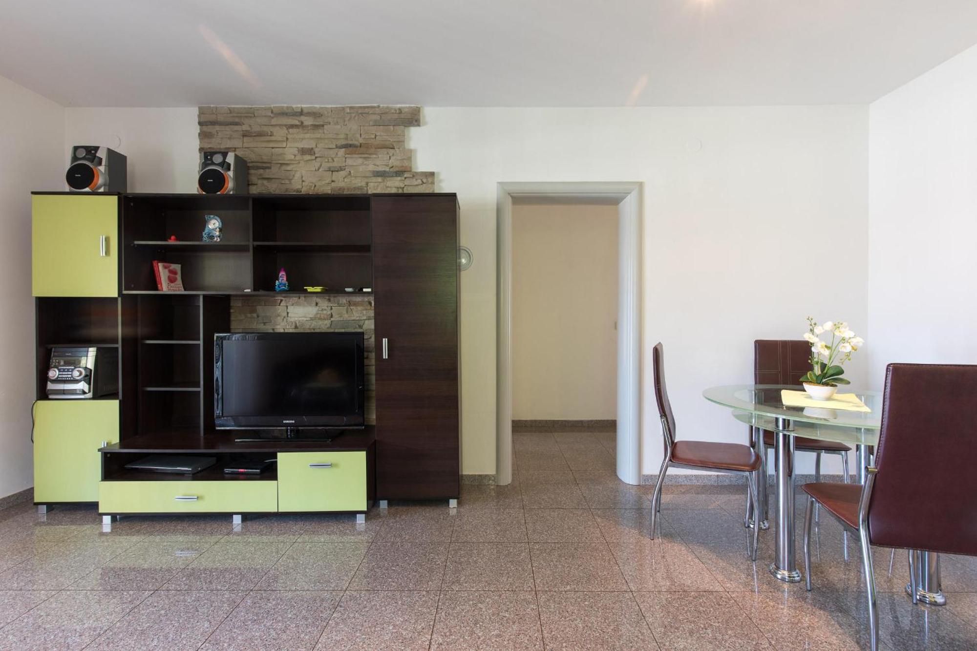 Holiday Home Ore Malinska Exterior foto